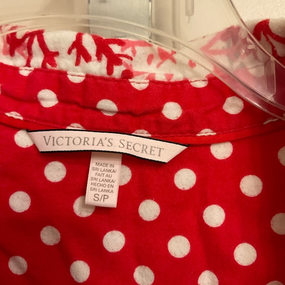 Victoria’s Secret Flannel Pajama Set, Red & White Snowflakes, Sz S - Picture 4 of 15